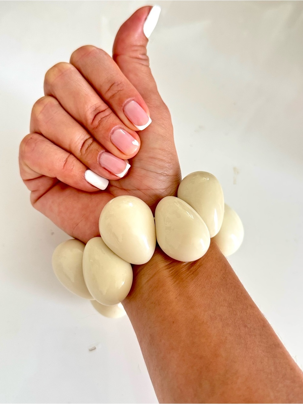 Ecuadorian Tagua Drop Bracelets
- Bead Stretch Bracelet- Women Jewelry - Picture 2 of 4